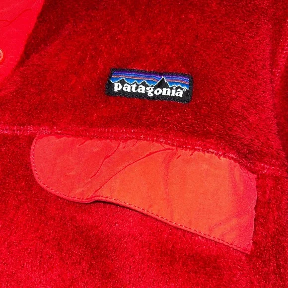 Patagonia women’s ' Vibrant Red Fleece Hoodie Size M - Picture 4 of 6